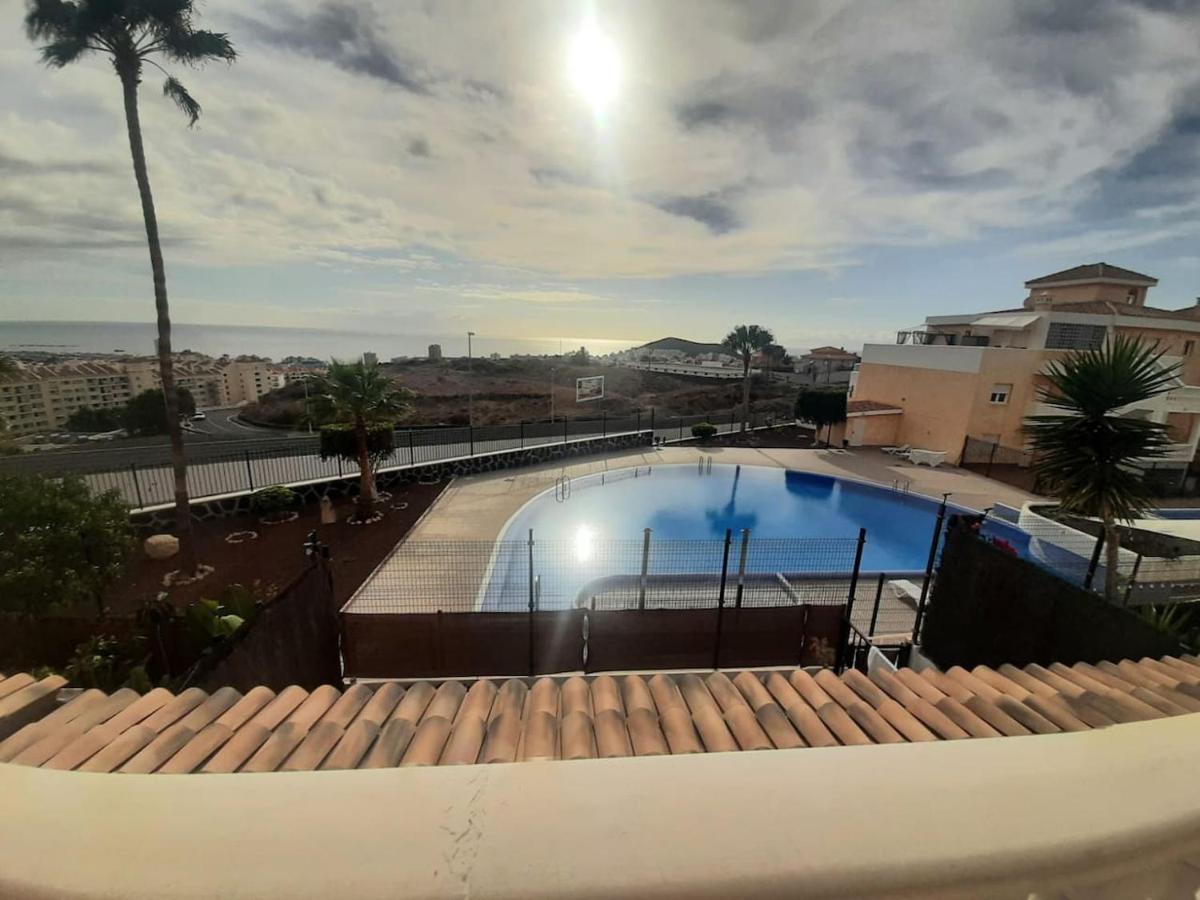 לוס כריסטיאנוס 1 Bedroom Giuly Sea Views In Los Cristianos מראה חיצוני תמונה