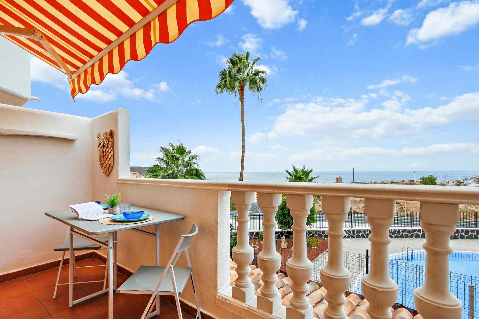 לוס כריסטיאנוס 1 Bedroom Giuly Sea Views In Los Cristianos מראה חיצוני תמונה